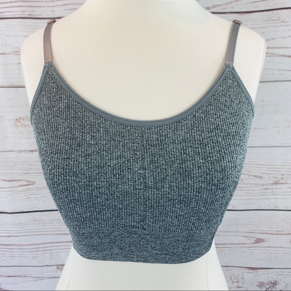 Danskin Other - Danskin heather grey sport bra ribbed